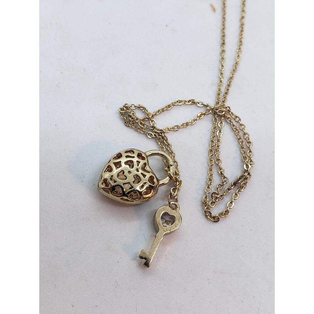 14k Gold Plated Heart Lock & Key Pendant Necklace Rhinestones Love Charm Gift - Picture 9 of 10